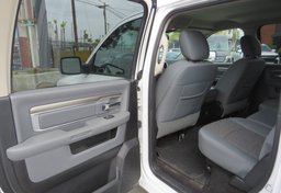 2017 Ram 1500 - Thumbnail 33