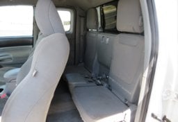 2010 Toyota Tacoma - Thumbnail 29