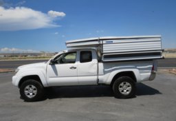 2010 Toyota Tacoma - Thumbnail 15