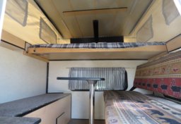 2010 Toyota Tacoma - Thumbnail 30