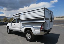 2010 Toyota Tacoma - Thumbnail 14