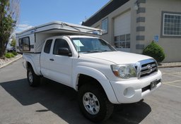 2010 Toyota Tacoma - Thumbnail 3
