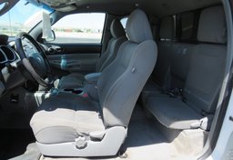 2010 Toyota Tacoma - Thumbnail 25