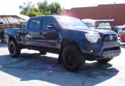 2012 Toyota Tacoma - Thumbnail 3