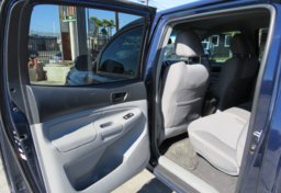 2012 Toyota Tacoma - Thumbnail 22