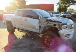 2020 Chevrolet Colorado - Thumbnail 2