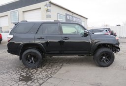 2019 Toyota 4Runner - Thumbnail 6