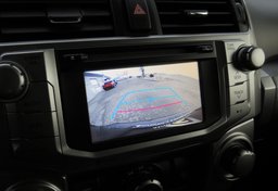 2019 Toyota 4Runner - Thumbnail 28