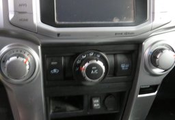 2019 Toyota 4Runner - Thumbnail 32