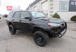 2019 Toyota 4Runner - Thumbnail 3