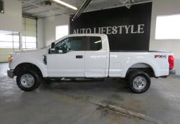 2020 Ford F-250 Super Duty - Thumbnail 9