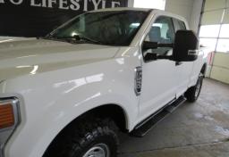 2020 Ford F-250 Super Duty - Thumbnail 17