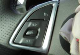 2020 Chevrolet Camaro - Thumbnail 35