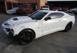 2020 Chevrolet Camaro - Thumbnail 2