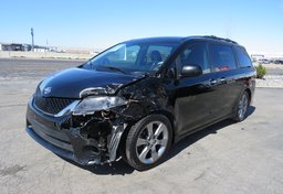 2014 Toyota Sienna - Thumbnail 2