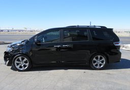 2014 Toyota Sienna - Thumbnail 10