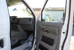 2011 Ford Econoline Cargo Van - Thumbnail 20