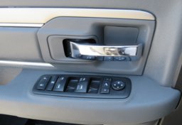 2019 Ram 1500 Classic - Thumbnail 35