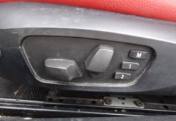 2013 BMW 3 Series - Thumbnail 32