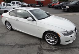 2013 BMW 3 Series - Thumbnail 2