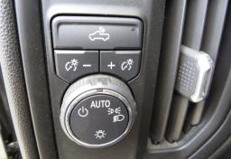 2019 Chevrolet Silverado 1500 - Thumbnail 35