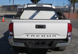 2021 Toyota Tacoma - Thumbnail 10