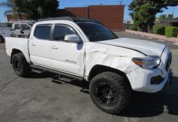 2021 Toyota Tacoma - Thumbnail 2