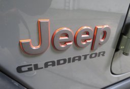 2021 Jeep Gladiator - Thumbnail 27