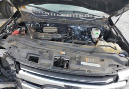 2022 Ford F-550 Super Duty - Thumbnail 12