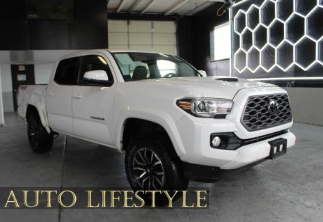 Picture of 2021 Toyota Tacoma