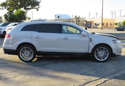 2019 Lincoln MKT - Thumbnail 9