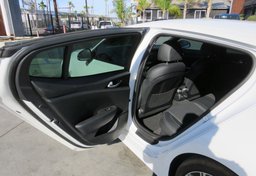 2020 Kia Stinger - Thumbnail 26