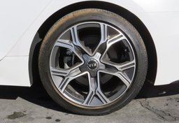 2020 Kia Stinger - Thumbnail 11