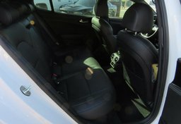 2020 Kia Stinger - Thumbnail 30