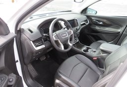 2022 GMC Terrain - Thumbnail 22