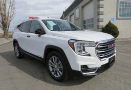 2022 GMC Terrain - Thumbnail 2