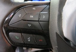 2017 Chrysler 300 - Thumbnail 17