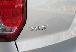 2016 Ford Explorer - Thumbnail 18