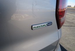 2016 Ford Explorer - Thumbnail 19