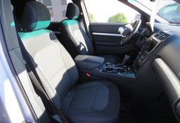 2016 Ford Explorer - Thumbnail 24