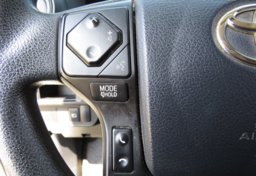 2018 Toyota Tacoma - Thumbnail 33