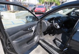 2018 Nissan Rogue - Thumbnail 20