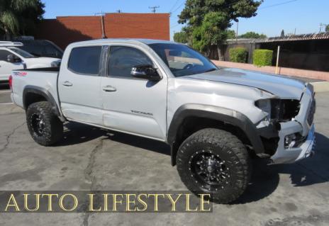 Picture of 2019 Toyota Tacoma 4WD