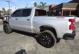 2019 Chevrolet Silverado 1500 - Thumbnail 10