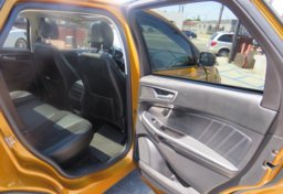 2015 Ford Edge - Thumbnail 24