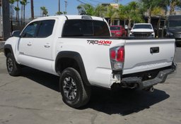 2020 Toyota Tacoma 4WD - Thumbnail 9