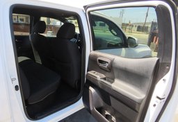 2020 Toyota Tacoma 4WD - Thumbnail 22