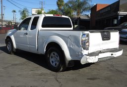 2021 Nissan Frontier - Thumbnail 10