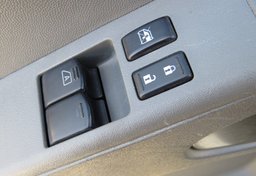 2021 Nissan Frontier - Thumbnail 28