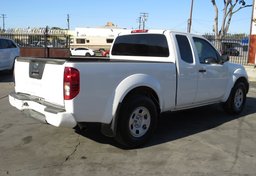 2021 Nissan Frontier - Thumbnail 5